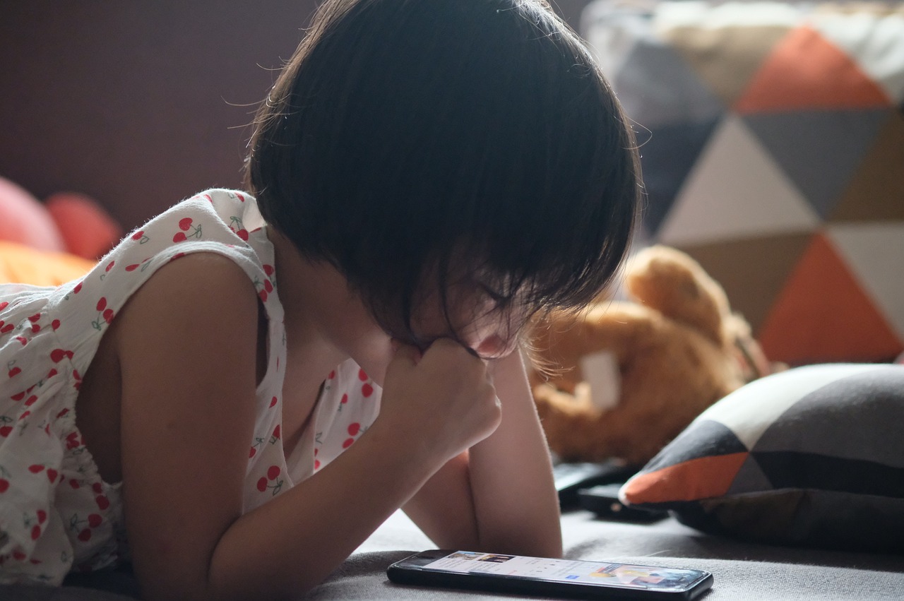 廣州未成年人輟學拾荒事件通報